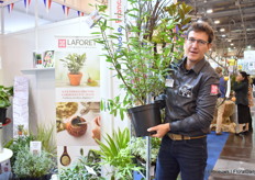 Francois Carré of LaForet presenting their new Ilex Paraguariensis, of which consumers can make tea at home. “It is very easy to make.”